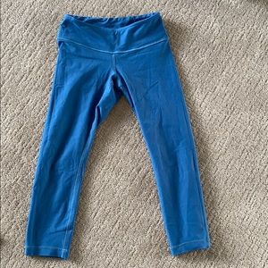Size 4 lululemon 3/4 length leggings